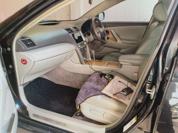toyota-camry-2006-model-fully-loaded-and-less-driven-big-9