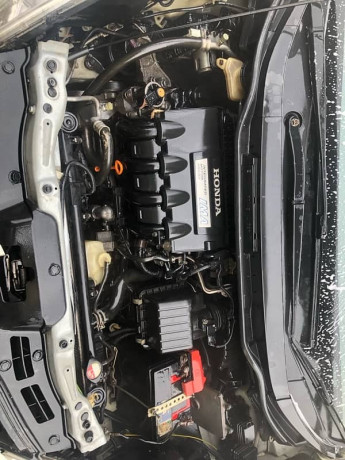honda-fit-shuttle-2011-2015-big-7