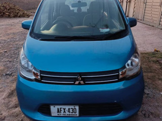 mitsubishi-ek-wagon-2014