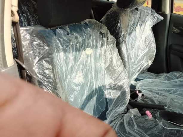 good-condition-car-big-4