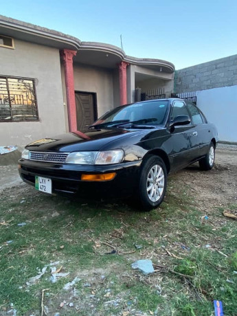 toyota-corolla-20-d-2001-big-0