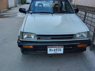 daihatsu-charade-1986