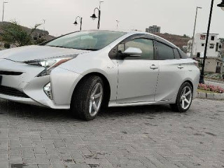 toyota-prius-2022