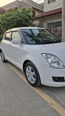 suzuki-swift-dlx-13-big-4