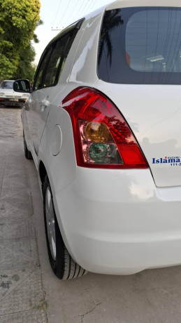 suzuki-swift-dlx-13-big-6