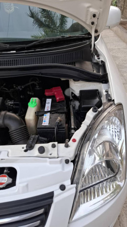suzuki-swift-dlx-13-big-9