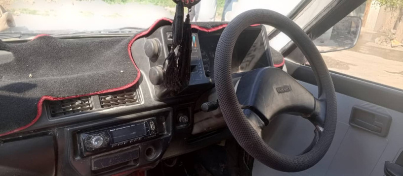 suzuki-mehran-vxr-2003-big-11