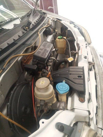 suzuki-apv-2007-big-5