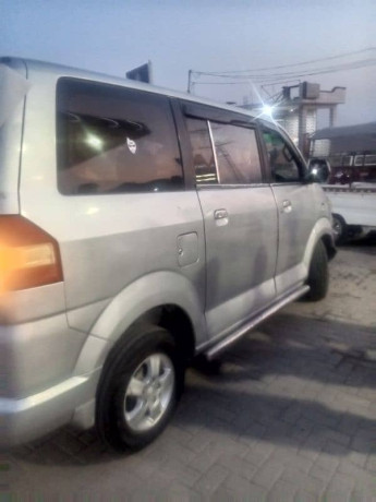suzuki-apv-2007-big-0