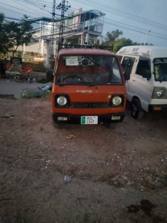 isuzu-pickup-1982-big-4