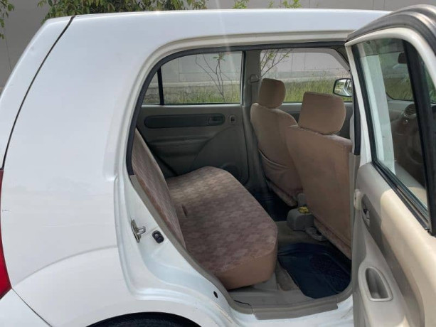 suzuki-alto-2012-big-4
