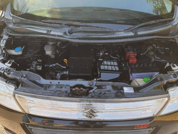 suzuki-wagon-r-stingray-2010-big-9