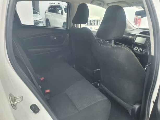 toyota-vitz-f-10-2019-big-8