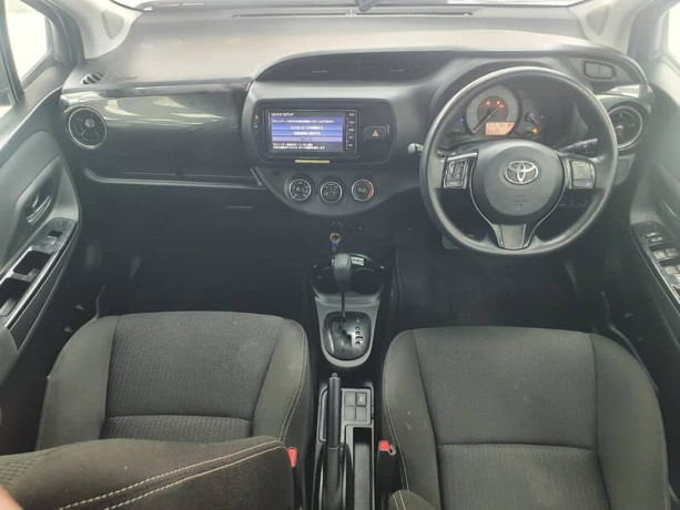 toyota-vitz-f-10-2019-big-7