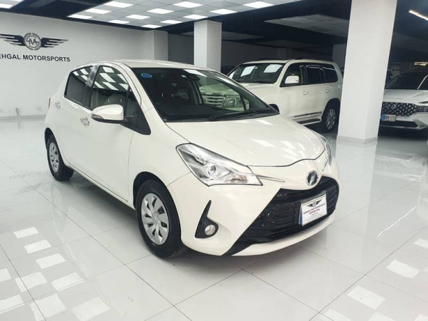 toyota-vitz-f-10-2019-big-2