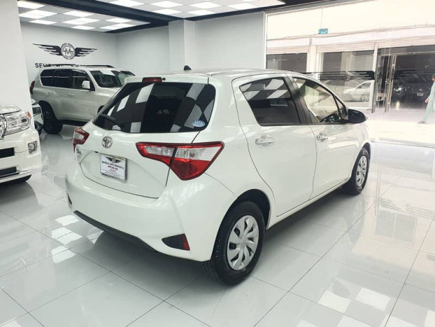 toyota-vitz-f-10-2019-big-3