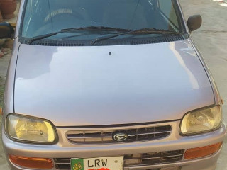 daihatsu-cuore-2004