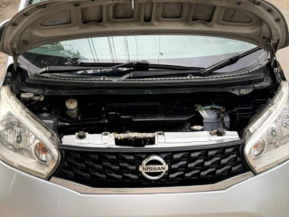 nissan-dayz-push-start