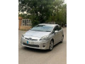 toyota-prius-2011-small-4