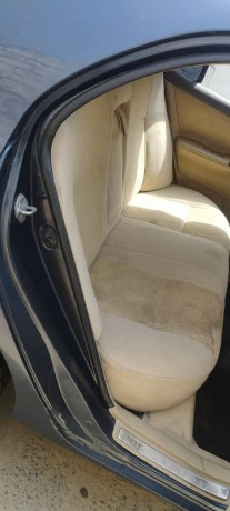 toyota-corolla-altis-2004-big-5