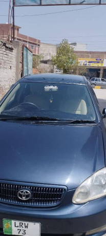 toyota-corolla-altis-2004-big-3