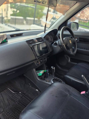 suzuki-swift-2012-automatic-dlx-13-big-5