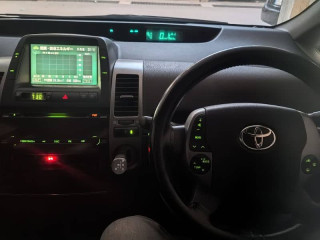toyota-prius-2011