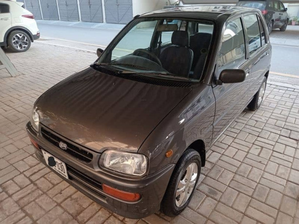 daihatsu-cuore-2007-original-condition-big-2