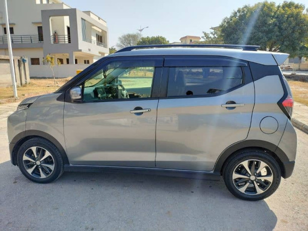 mitsubishi-ek-x-hybrid-turbo-2019-big-11