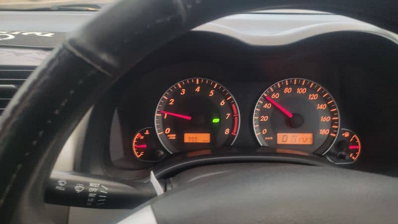 toyota-corolla-axio-x-special-edition-15-big-6