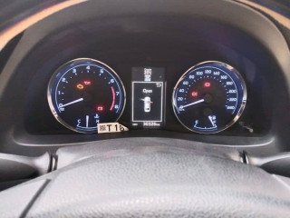 toyota-corolla-altis-2020