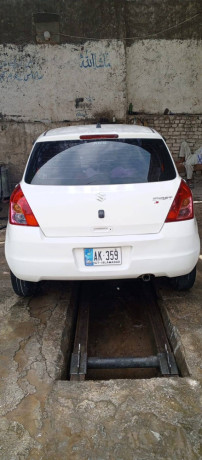 suzuki-swift-2013-big-8