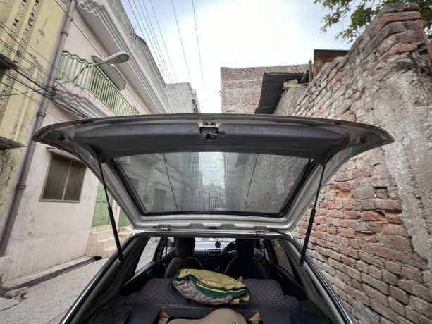 suzuki-cultus-2005-vxr-big-11