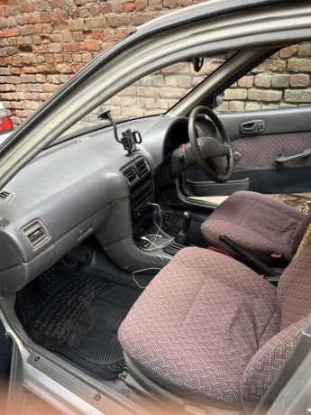 suzuki-cultus-2005-vxr-big-15