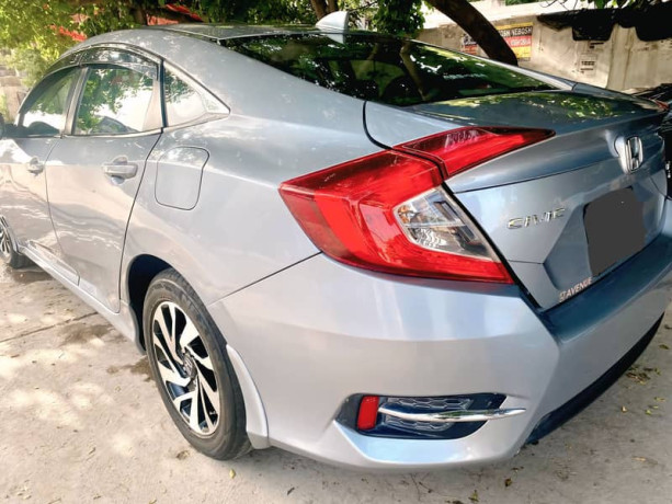 honda-civic-oriel-18-i-vtec-cvt-2017-big-4