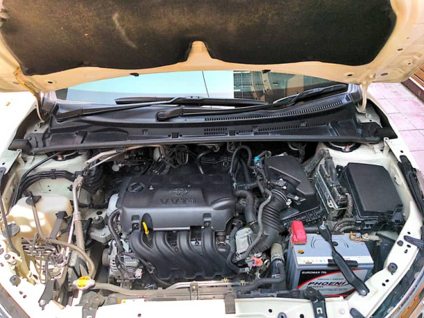 toyota-corolla-gli-13-automatic-2019-big-11