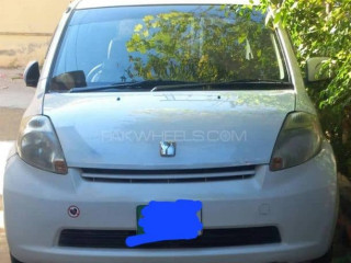 toyota-passo-2012
