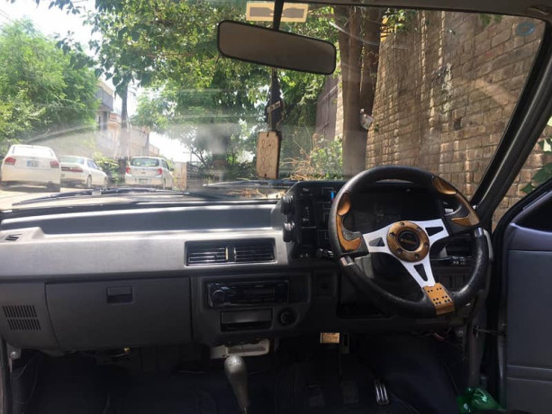 suzuki-mehran-vxr-2018-big-12