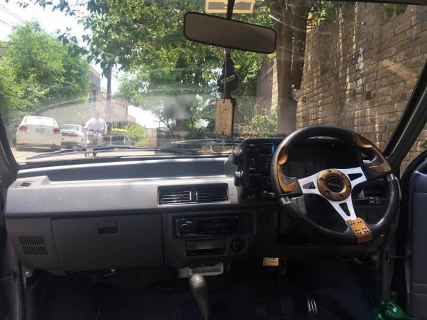 suzuki-mehran-vxr-2018-big-13