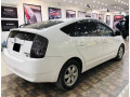 toyota-prius-15-s-pkg-small-0