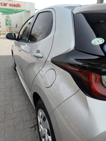 toyota-yaris-202125-hatchback-big-12