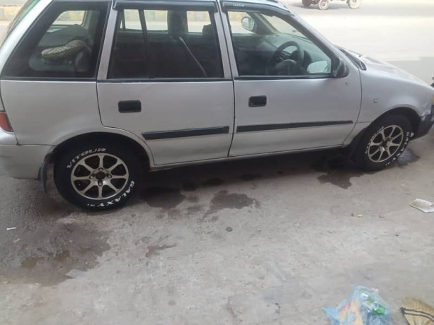 suzuki-cultus-vxr-2004-big-15