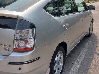 toyota-prius-full-option-wali-ha-2007-model
