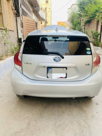 toyota-aqua-s-package-big-1