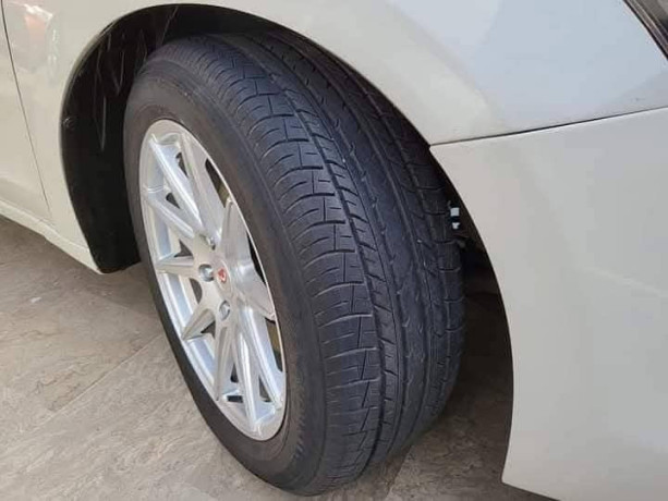 honda-accord-2010-big-12