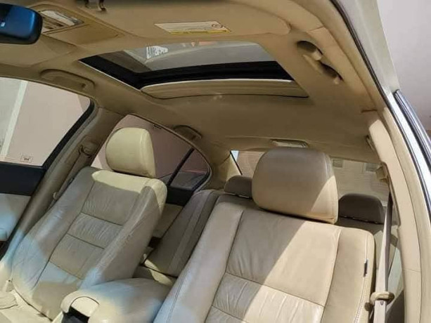 honda-accord-2010-big-7
