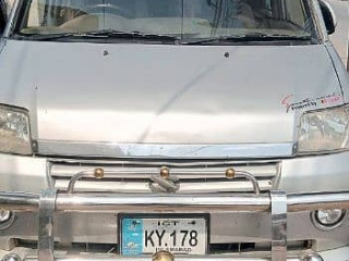 suzuki-apv-2006