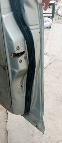 suzuki-apv-2006-big-6