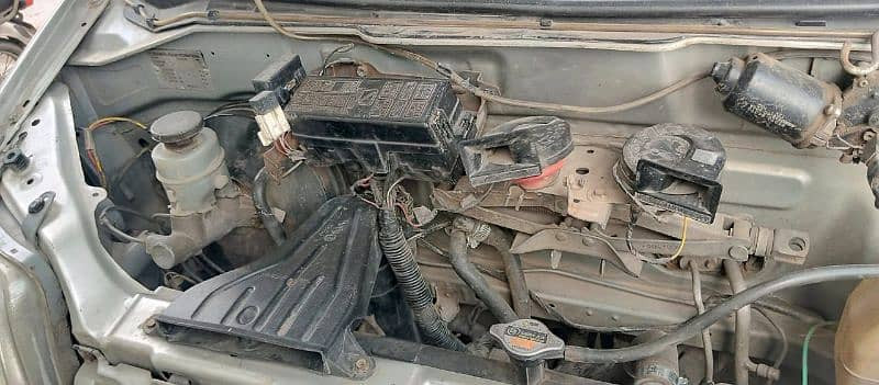suzuki-apv-2006-big-16