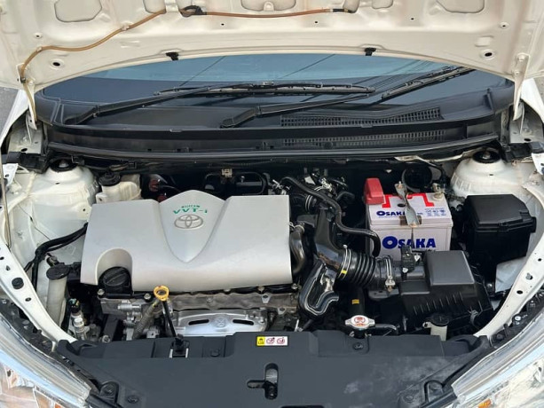 toyota-yaris-cvt-15-full-option-2022-big-16